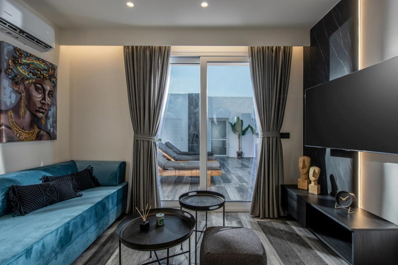 Maison Aqua Suite With Private Mini Pool Jacuzzi Hersonissos  Zewnętrze zdjęcie