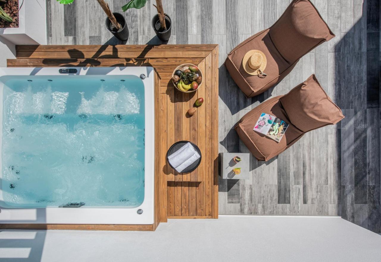 Maison Aqua Suite With Private Mini Pool Jacuzzi Hersonissos  Zewnętrze zdjęcie