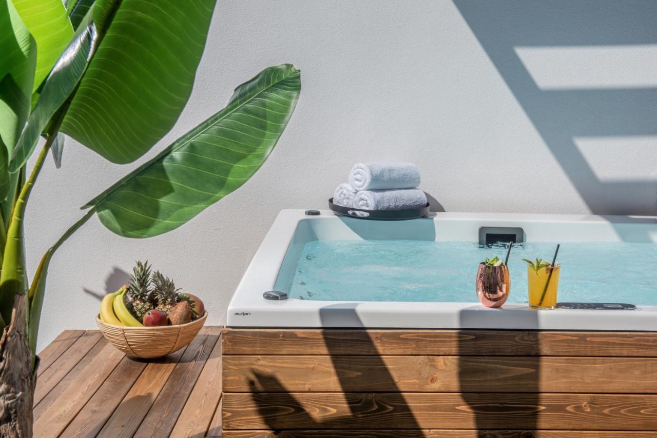 Maison Aqua Suite With Private Mini Pool Jacuzzi Hersonissos  Zewnętrze zdjęcie
